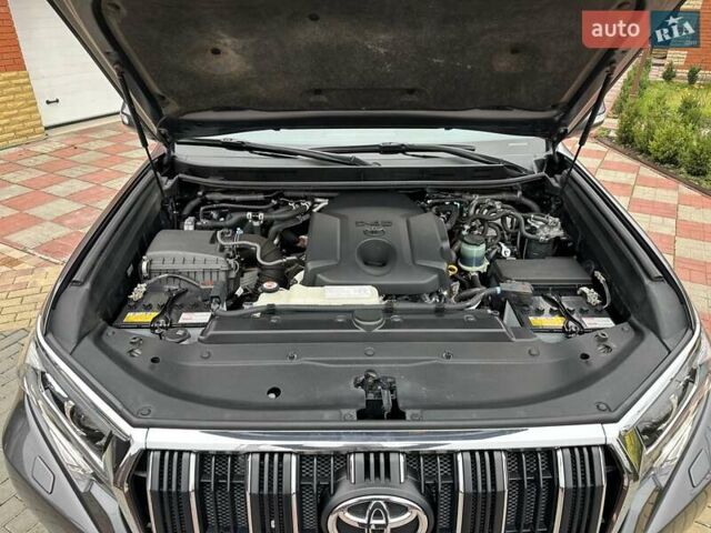 Серый Тойота Ленд Крузер Прадо, объемом двигателя 2.76 л и пробегом 134 тыс. км за 40500 $, фото 39 на Automoto.ua