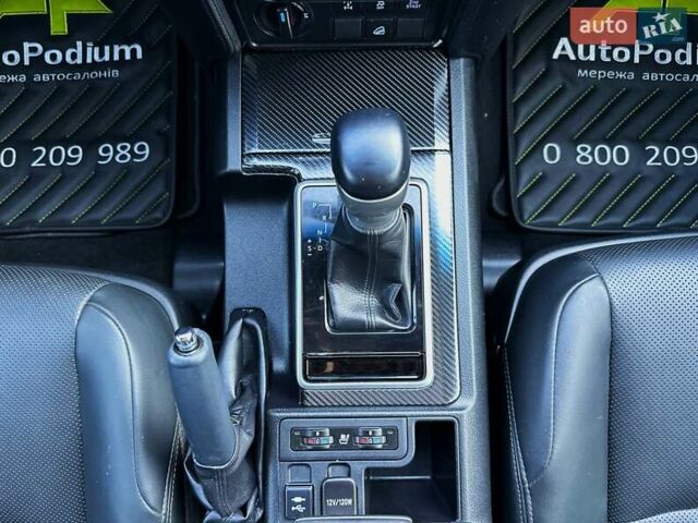 Тойота Ленд Крузер Прадо 2020 в Киеве на Automoto.ua Серый Тойота Ленд Крузер Прадо, объемом двигателя 2.76 л и пробегом 28 тыс. км за 43499 $, фото 30 на Automoto.ua