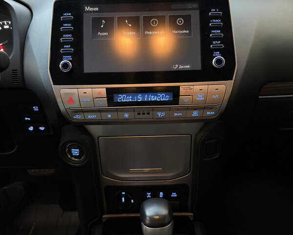 Серый Тойота Ленд Крузер Прадо, объемом двигателя 4 л и пробегом 91 тыс. км за 43500 $, фото 84 на Automoto.ua