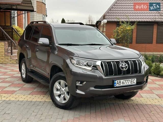 Серый Тойота Ленд Крузер Прадо, объемом двигателя 2.76 л и пробегом 134 тыс. км за 40500 $, фото 6 на Automoto.ua