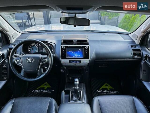 Тойота Ленд Крузер Прадо 2020 в Киеве на Automoto.ua Серый Тойота Ленд Крузер Прадо, объемом двигателя 2.76 л и пробегом 28 тыс. км за 43499 $, фото 28 на Automoto.ua