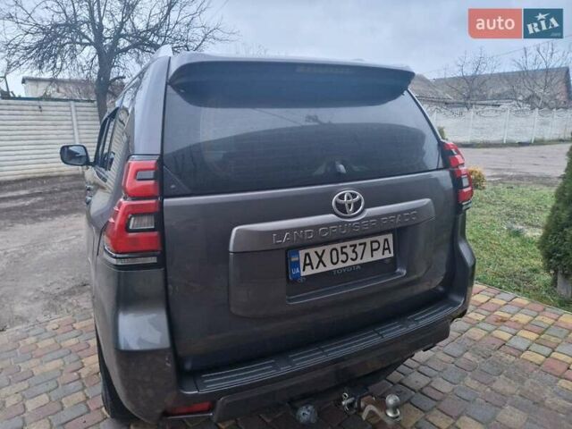 Серый Тойота Ленд Крузер Прадо, объемом двигателя 2.8 л и пробегом 260 тыс. км за 39800 $, фото 11 на Automoto.ua