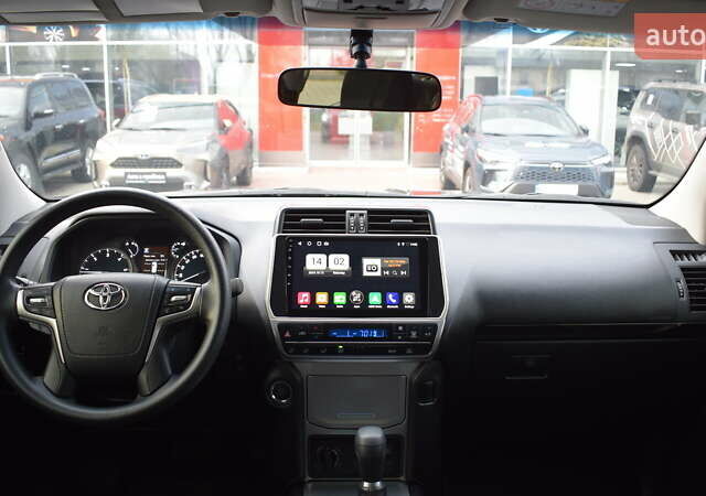 Серый Тойота Ленд Крузер Прадо, объемом двигателя 2.76 л и пробегом 92 тыс. км за 38300 $, фото 7 на Automoto.ua