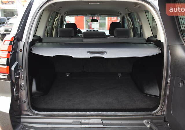 Серый Тойота Ленд Крузер Прадо, объемом двигателя 2.76 л и пробегом 92 тыс. км за 38300 $, фото 9 на Automoto.ua