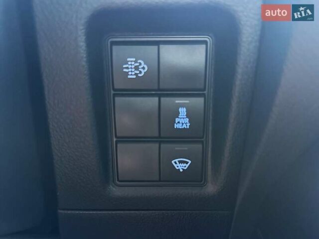 Тойота Ленд Крузер Прадо 2020 в Киеве на Automoto.ua Серый Тойота Ленд Крузер Прадо, объемом двигателя 2.76 л и пробегом 28 тыс. км за 43499 $, фото 33 на Automoto.ua