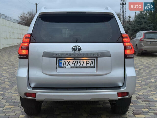Серый Тойота Ленд Крузер Прадо, объемом двигателя 2.76 л и пробегом 56 тыс. км за 46300 $, фото 56 на Automoto.ua