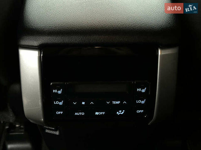 Серый Тойота Ленд Крузер Прадо, объемом двигателя 3.96 л и пробегом 112 тыс. км за 41999 $, фото 52 на Automoto.ua