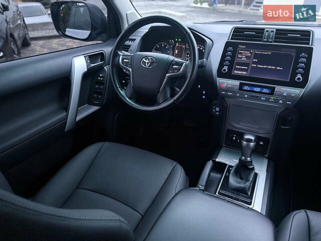 Серый Тойота Ленд Крузер Прадо, объемом двигателя 2.76 л и пробегом 56 тыс. км за 46300 $, фото 52 на Automoto.ua