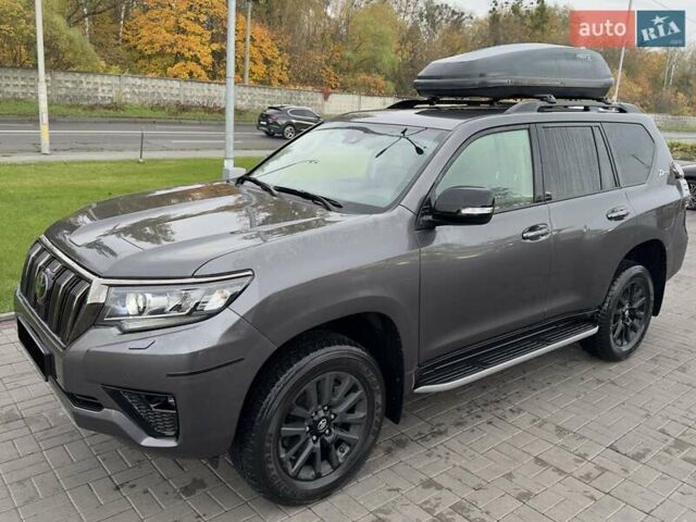 Серый Тойота Ленд Крузер Прадо, объемом двигателя 3.96 л и пробегом 76 тыс. км за 54600 $, фото 5 на Automoto.ua