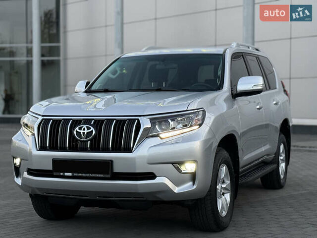 Серый Тойота Ленд Крузер Прадо, объемом двигателя 2.76 л и пробегом 54 тыс. км за 46200 $, фото 12 на Automoto.ua