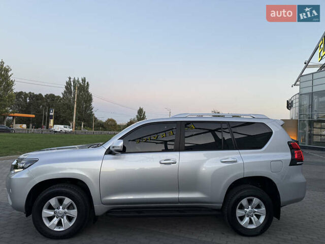 Серый Тойота Ленд Крузер Прадо, объемом двигателя 2.76 л и пробегом 54 тыс. км за 46200 $, фото 6 на Automoto.ua
