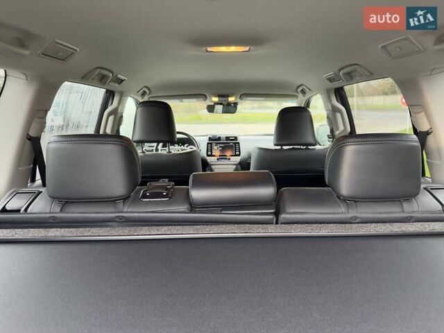 Серый Тойота Ленд Крузер Прадо, объемом двигателя 3.96 л и пробегом 76 тыс. км за 54600 $, фото 12 на Automoto.ua