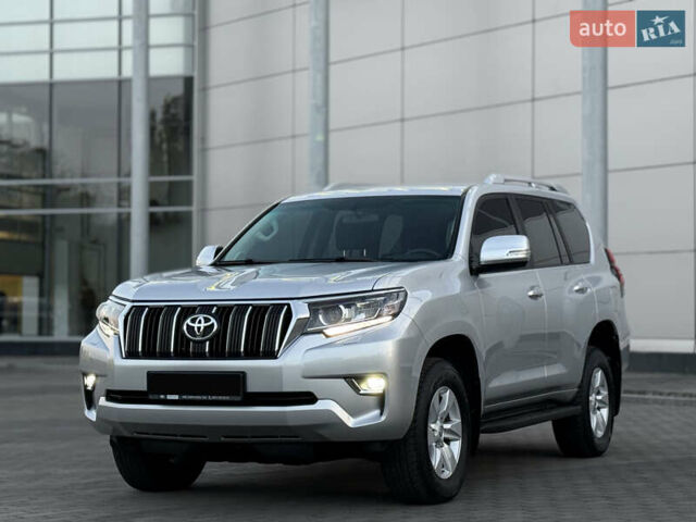 Серый Тойота Ленд Крузер Прадо, объемом двигателя 2.76 л и пробегом 54 тыс. км за 46200 $, фото 11 на Automoto.ua