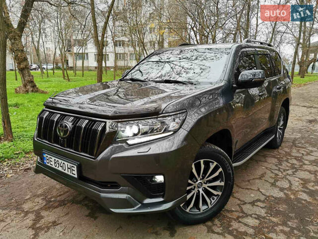 Серый Тойота Ленд Крузер Прадо, объемом двигателя 2.76 л и пробегом 148 тыс. км за 48500 $, фото 4 на Automoto.ua