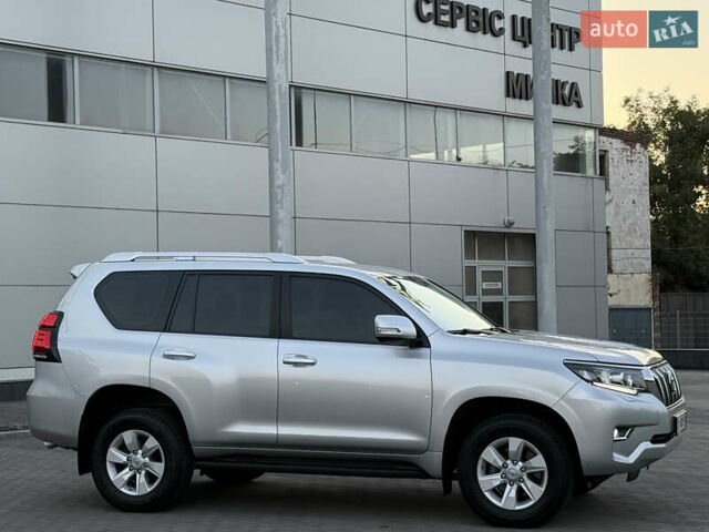 Серый Тойота Ленд Крузер Прадо, объемом двигателя 2.76 л и пробегом 54 тыс. км за 46200 $, фото 3 на Automoto.ua