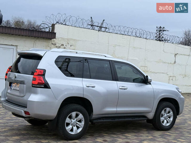 Серый Тойота Ленд Крузер Прадо, объемом двигателя 2.76 л и пробегом 56 тыс. км за 46300 $, фото 18 на Automoto.ua