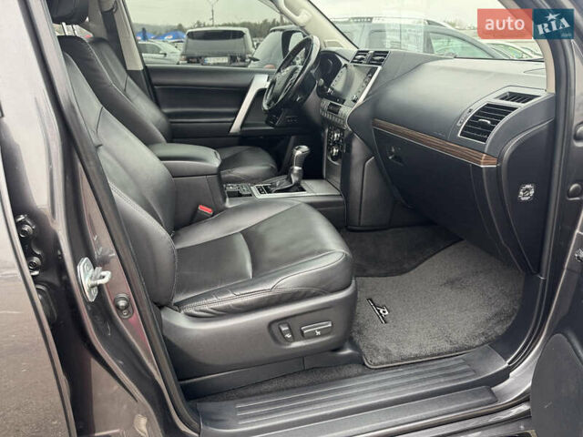 Серый Тойота Ленд Крузер Прадо, объемом двигателя 2.76 л и пробегом 148 тыс. км за 48500 $, фото 16 на Automoto.ua