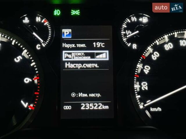 Серый Тойота Ленд Крузер Прадо, объемом двигателя 3.96 л и пробегом 26 тыс. км за 50300 $, фото 61 на Automoto.ua