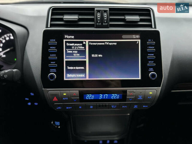 Серый Тойота Ленд Крузер Прадо, объемом двигателя 3.96 л и пробегом 112 тыс. км за 41999 $, фото 45 на Automoto.ua