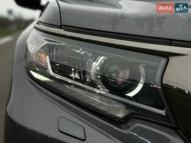 Серый Тойота Ленд Крузер Прадо, объемом двигателя 3.96 л и пробегом 112 тыс. км за 41999 $, фото 38 на Automoto.ua