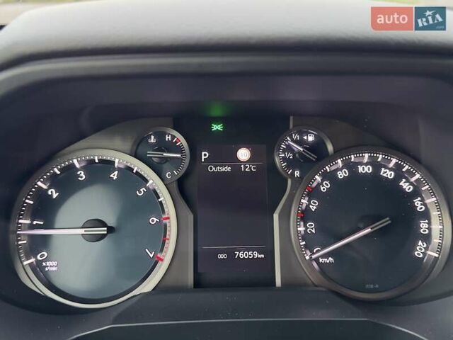 Серый Тойота Ленд Крузер Прадо, объемом двигателя 3.96 л и пробегом 76 тыс. км за 54600 $, фото 13 на Automoto.ua