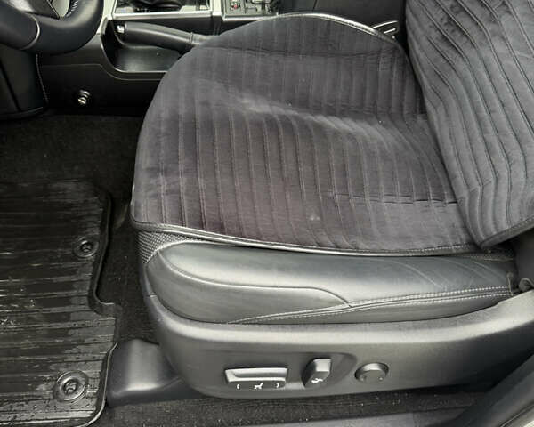 Сірий Тойота Ленд Крузер Прадо, об'ємом двигуна 3.96 л та пробігом 19 тис. км за 58200 $, фото 13 на Automoto.ua