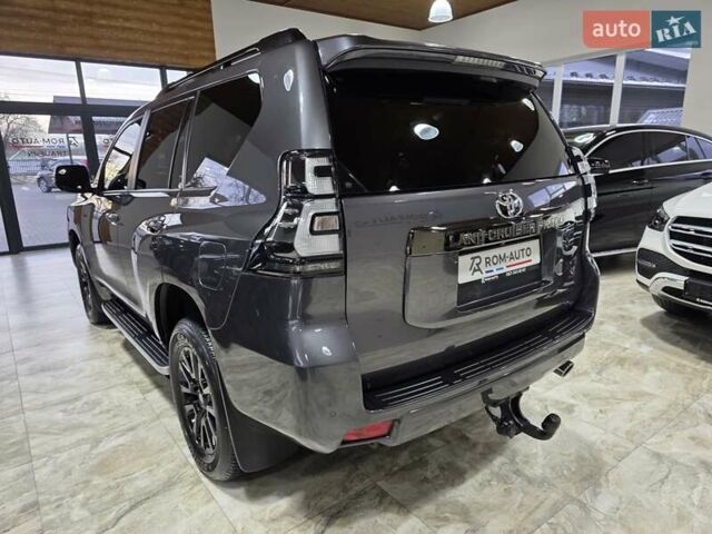 Серый Тойота Ленд Крузер Прадо, объемом двигателя 2.76 л и пробегом 111 тыс. км за 50999 $, фото 8 на Automoto.ua