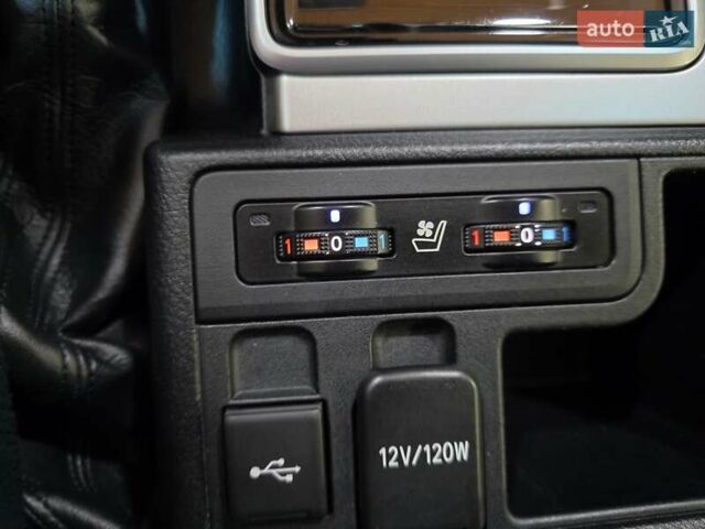 Серый Тойота Ленд Крузер Прадо, объемом двигателя 2.76 л и пробегом 111 тыс. км за 50999 $, фото 46 на Automoto.ua