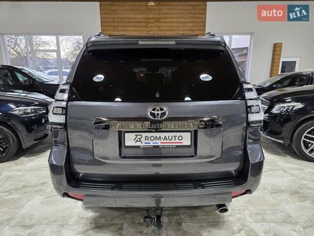 Серый Тойота Ленд Крузер Прадо, объемом двигателя 2.76 л и пробегом 111 тыс. км за 50999 $, фото 18 на Automoto.ua