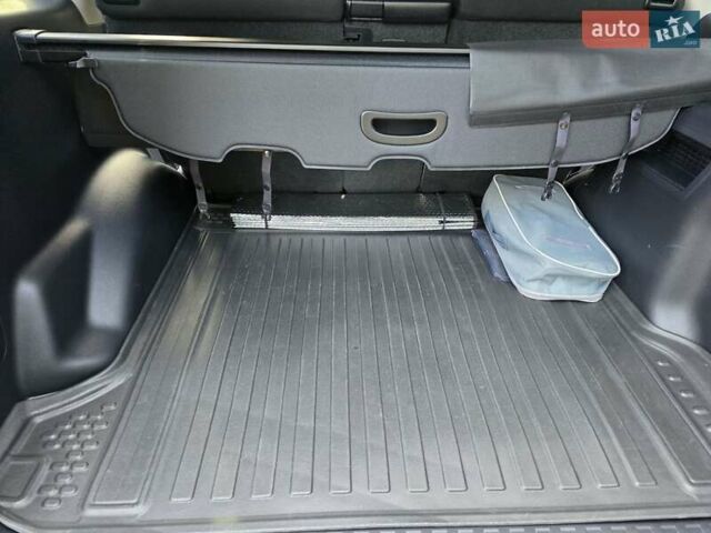 Сірий Тойота Ленд Крузер Прадо, об'ємом двигуна 3.96 л та пробігом 30 тис. км за 48500 $, фото 15 на Automoto.ua