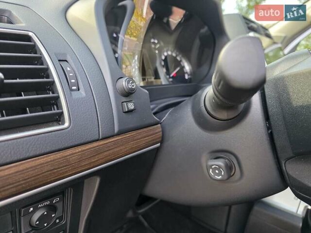 Серый Тойота Ленд Крузер Прадо, объемом двигателя 3.96 л и пробегом 30 тыс. км за 48999 $, фото 19 на Automoto.ua