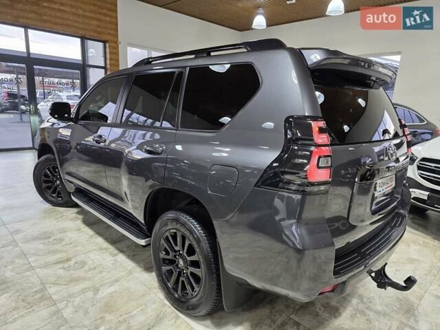 Серый Тойота Ленд Крузер Прадо, объемом двигателя 2.76 л и пробегом 111 тыс. км за 50999 $, фото 23 на Automoto.ua