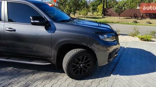 Сірий Тойота Ленд Крузер Прадо, об'ємом двигуна 2.76 л та пробігом 116 тис. км за 56000 $, фото 6 на Automoto.ua