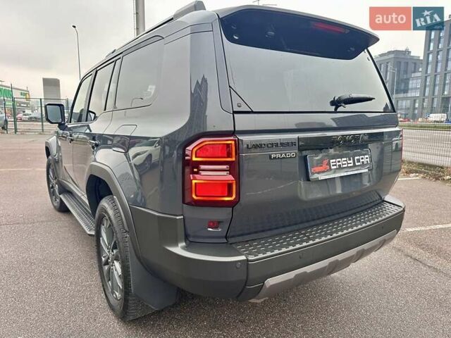 Сірий Тойота Ленд Крузер Прадо, об'ємом двигуна 2.76 л та пробігом 12 тис. км за 68700 $, фото 22 на Automoto.ua