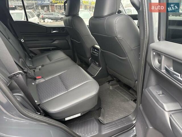 Сірий Тойота Ленд Крузер Прадо, об'ємом двигуна 2.76 л та пробігом 12 тис. км за 68700 $, фото 37 на Automoto.ua