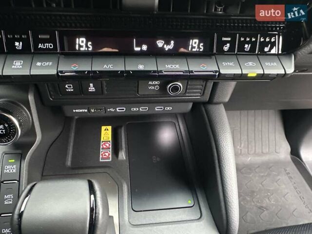 Сірий Тойота Ленд Крузер Прадо, об'ємом двигуна 2.76 л та пробігом 12 тис. км за 68700 $, фото 56 на Automoto.ua