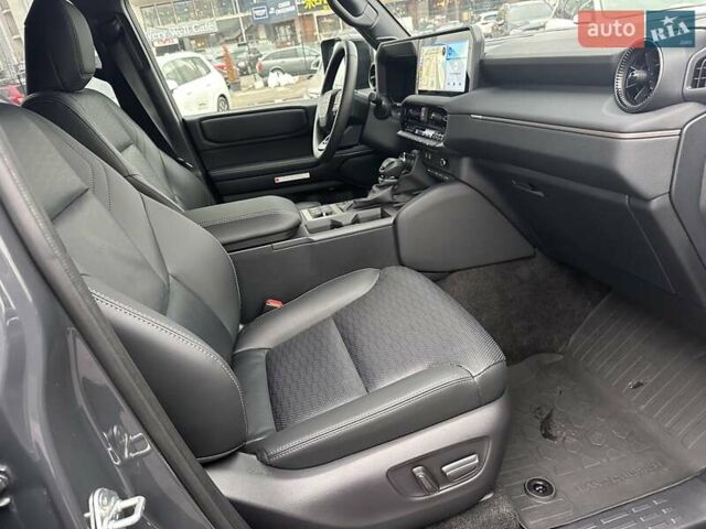 Сірий Тойота Ленд Крузер Прадо, об'ємом двигуна 2.76 л та пробігом 12 тис. км за 68700 $, фото 32 на Automoto.ua