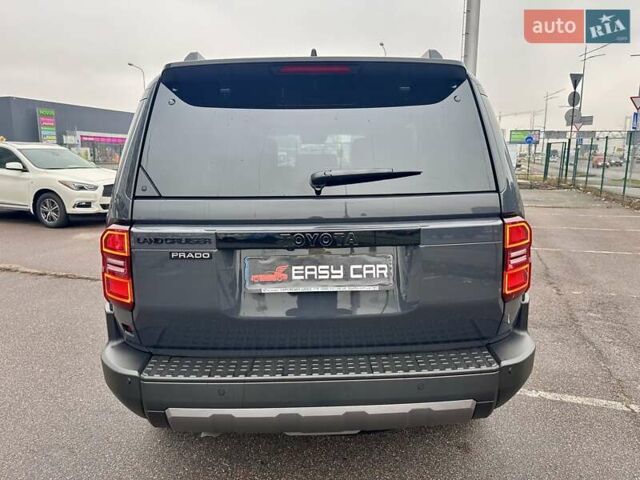 Сірий Тойота Ленд Крузер Прадо, об'ємом двигуна 2.76 л та пробігом 12 тис. км за 68700 $, фото 16 на Automoto.ua