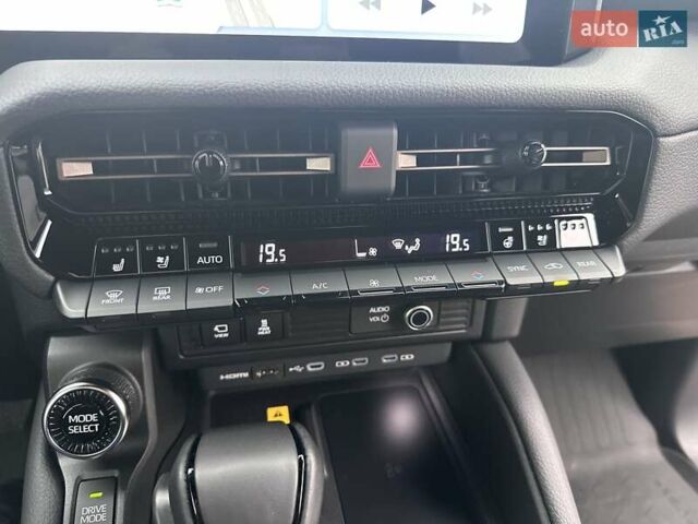 Сірий Тойота Ленд Крузер Прадо, об'ємом двигуна 2.76 л та пробігом 12 тис. км за 68700 $, фото 52 на Automoto.ua