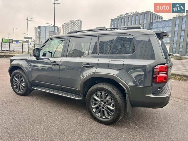 Сірий Тойота Ленд Крузер Прадо, об'ємом двигуна 2.76 л та пробігом 12 тис. км за 68700 $, фото 23 на Automoto.ua