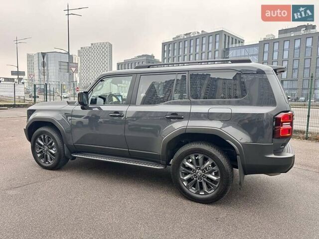 Сірий Тойота Ленд Крузер Прадо, об'ємом двигуна 2.76 л та пробігом 12 тис. км за 68700 $, фото 30 на Automoto.ua