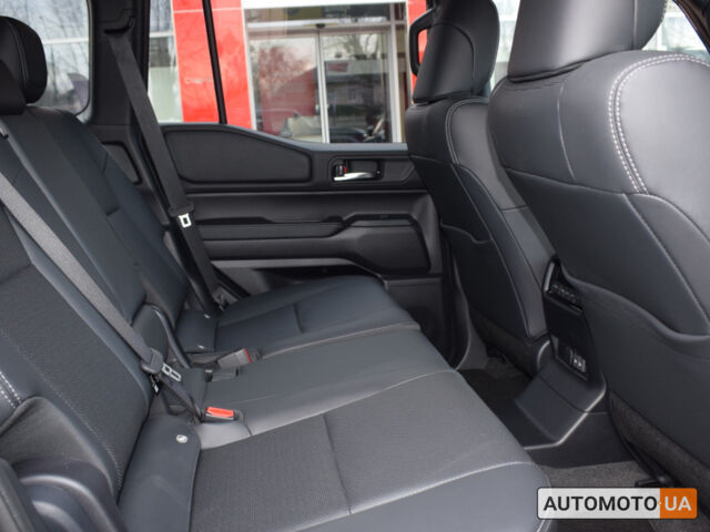 Серый Тойота Ленд Крузер Прадо, объемом двигателя 2.8 л и пробегом 985 тыс. км за 64200 $, фото 6 на Automoto.ua