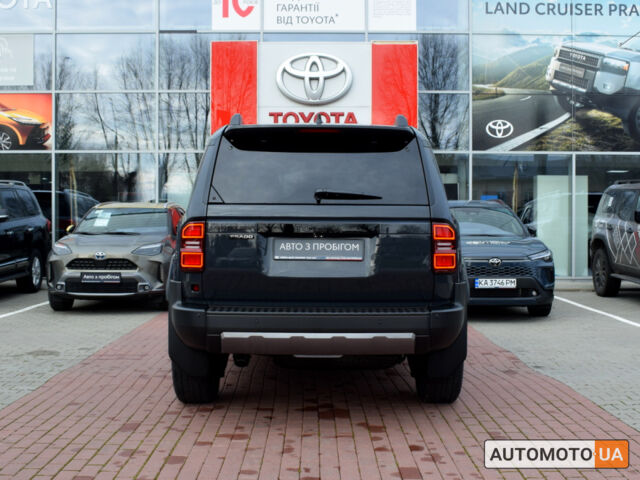 Серый Тойота Ленд Крузер Прадо, объемом двигателя 2.8 л и пробегом 985 тыс. км за 64200 $, фото 3 на Automoto.ua