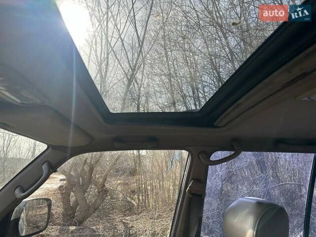 Синий Тойота Ленд Крузер Прадо, объемом двигателя 3 л и пробегом 310 тыс. км за 6500 $, фото 25 на Automoto.ua