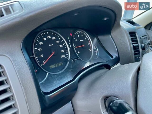 Синий Тойота Ленд Крузер Прадо, объемом двигателя 2.69 л и пробегом 283 тыс. км за 13700 $, фото 13 на Automoto.ua
