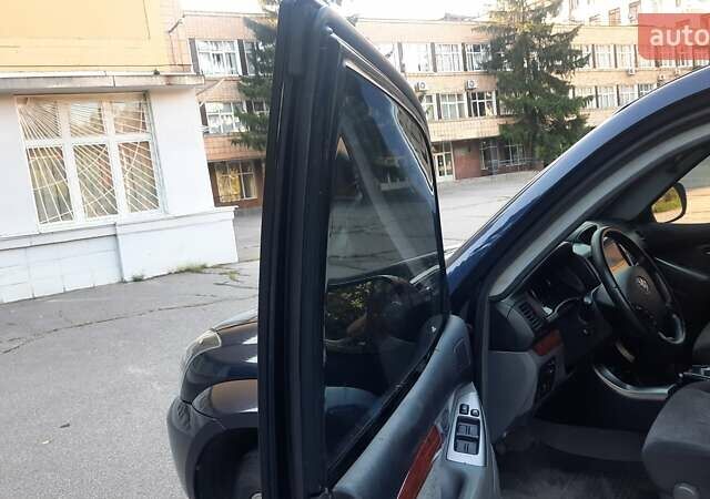 Синий Тойота Ленд Крузер Прадо, объемом двигателя 2.98 л и пробегом 300 тыс. км за 65000 $, фото 24 на Automoto.ua