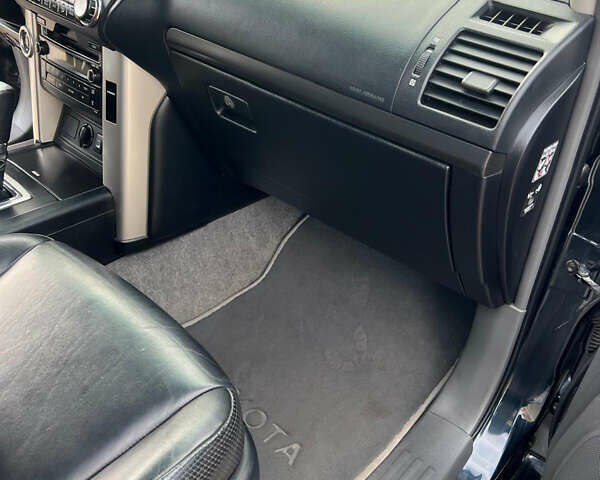 Синій Тойота Ленд Крузер Прадо, об'ємом двигуна 3 л та пробігом 216 тис. км за 24000 $, фото 7 на Automoto.ua