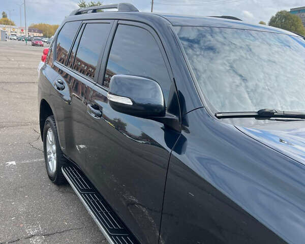 Синій Тойота Ленд Крузер Прадо, об'ємом двигуна 3 л та пробігом 216 тис. км за 24000 $, фото 32 на Automoto.ua