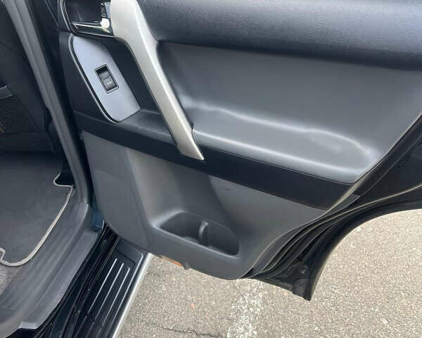 Синій Тойота Ленд Крузер Прадо, об'ємом двигуна 3 л та пробігом 216 тис. км за 24000 $, фото 5 на Automoto.ua