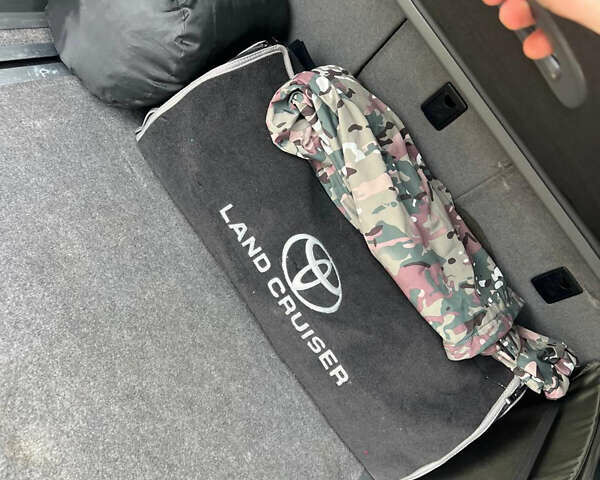 Синій Тойота Ленд Крузер Прадо, об'ємом двигуна 3 л та пробігом 216 тис. км за 24000 $, фото 24 на Automoto.ua